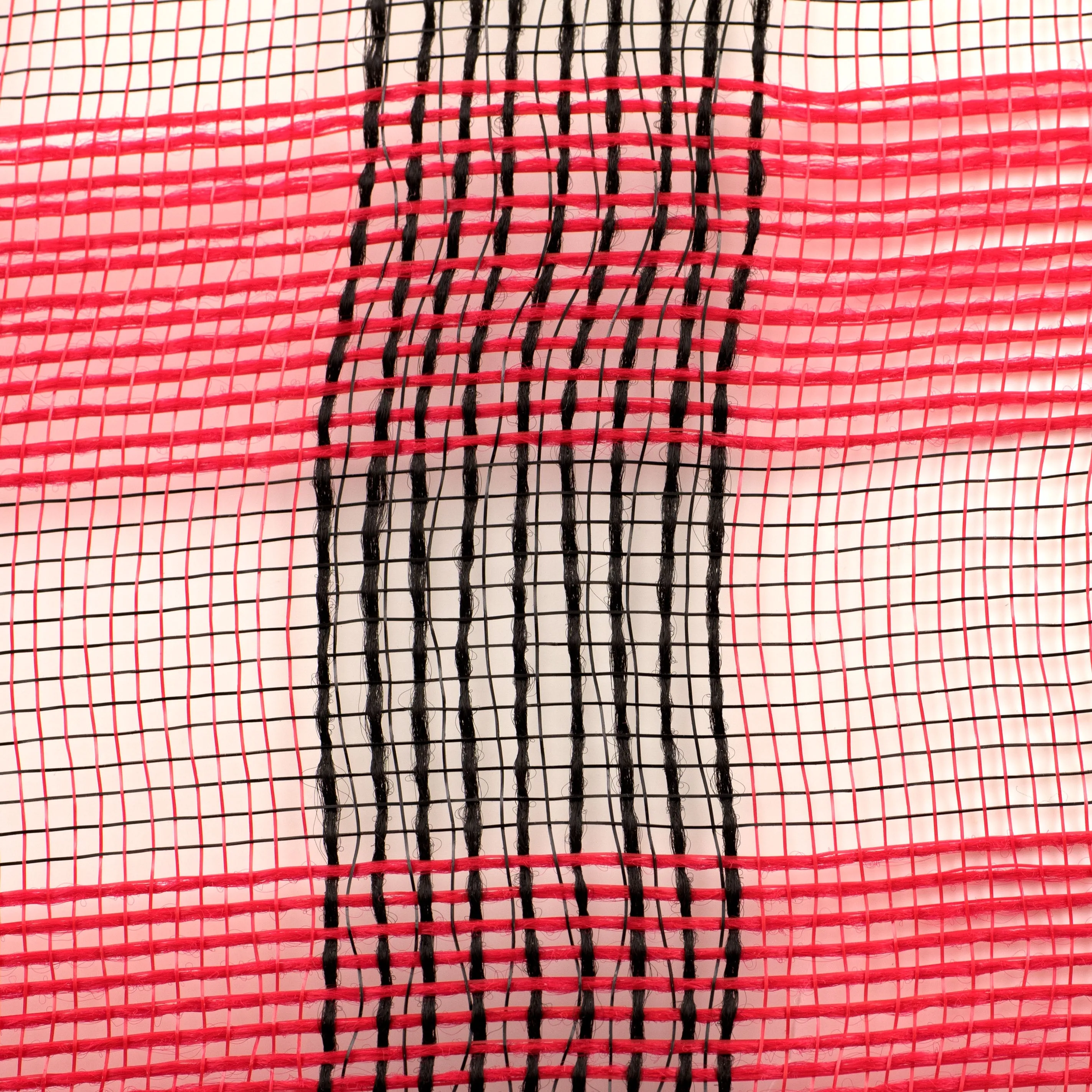 10" Buffalo Plaid Mesh: Black & Red