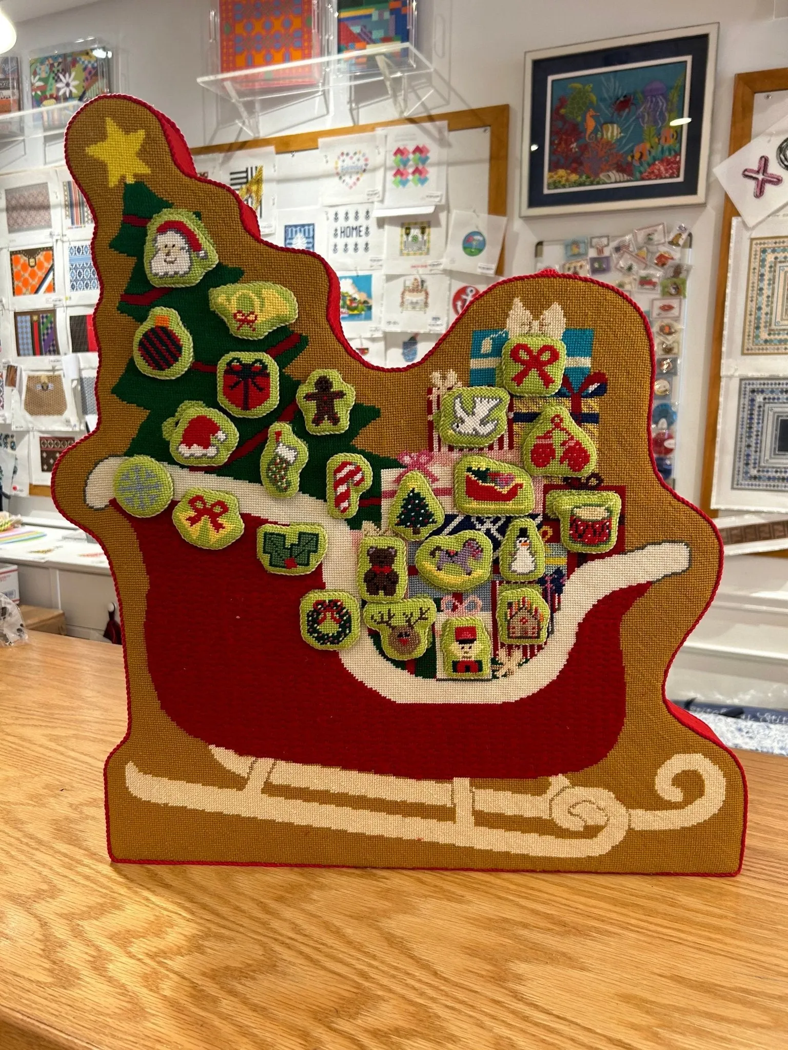 Advent Sleigh Calendar with Icons