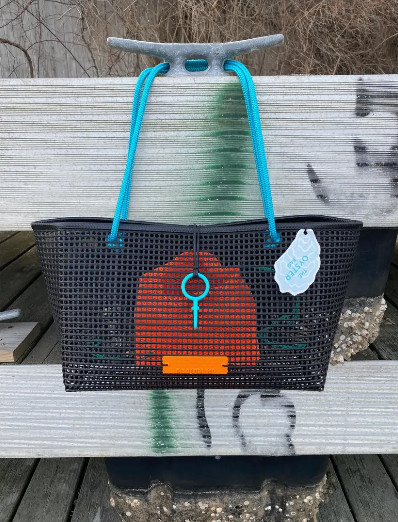 D The Oyster Beach Bag