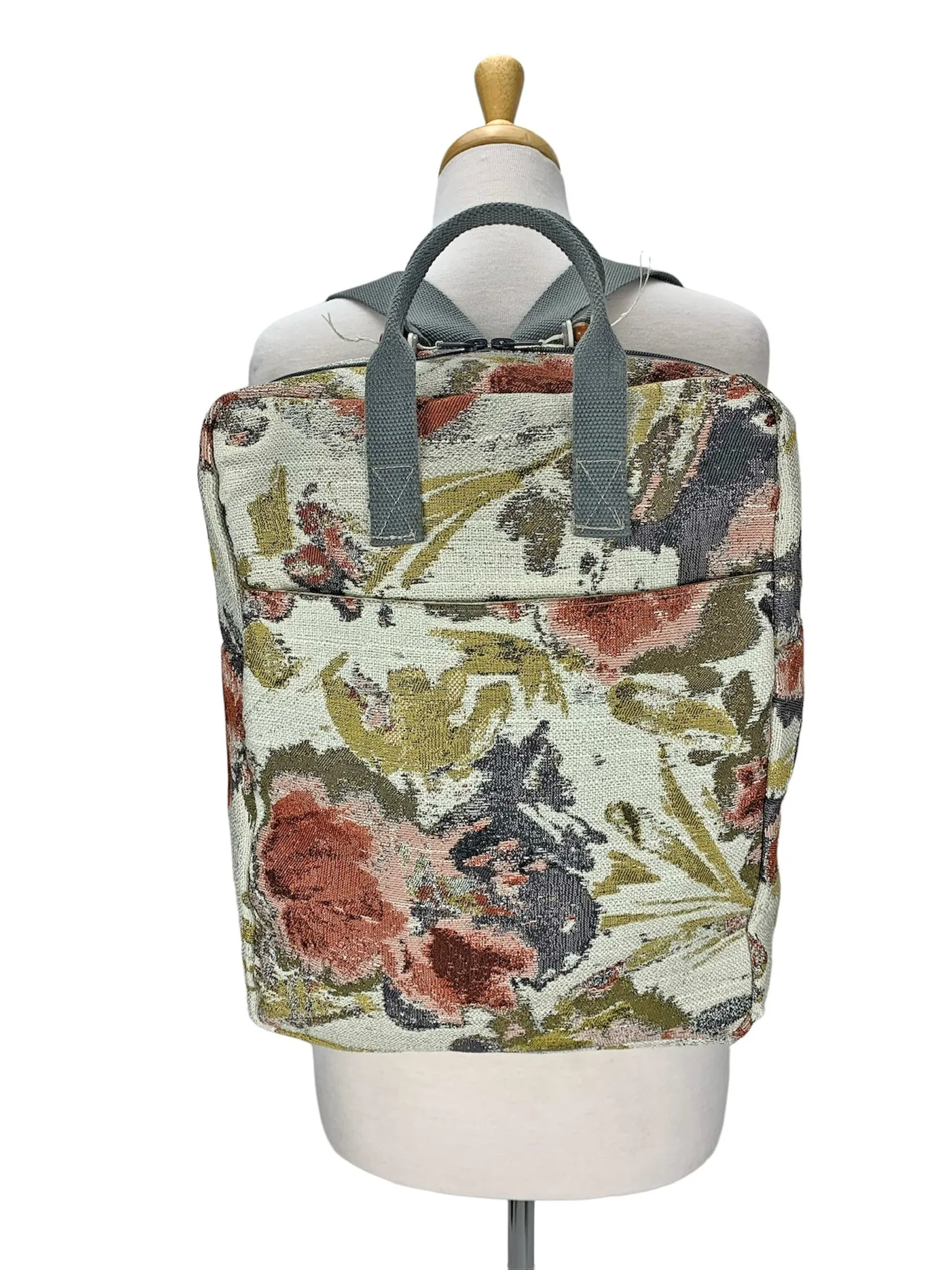 Dominican Donna Backpack 1109B