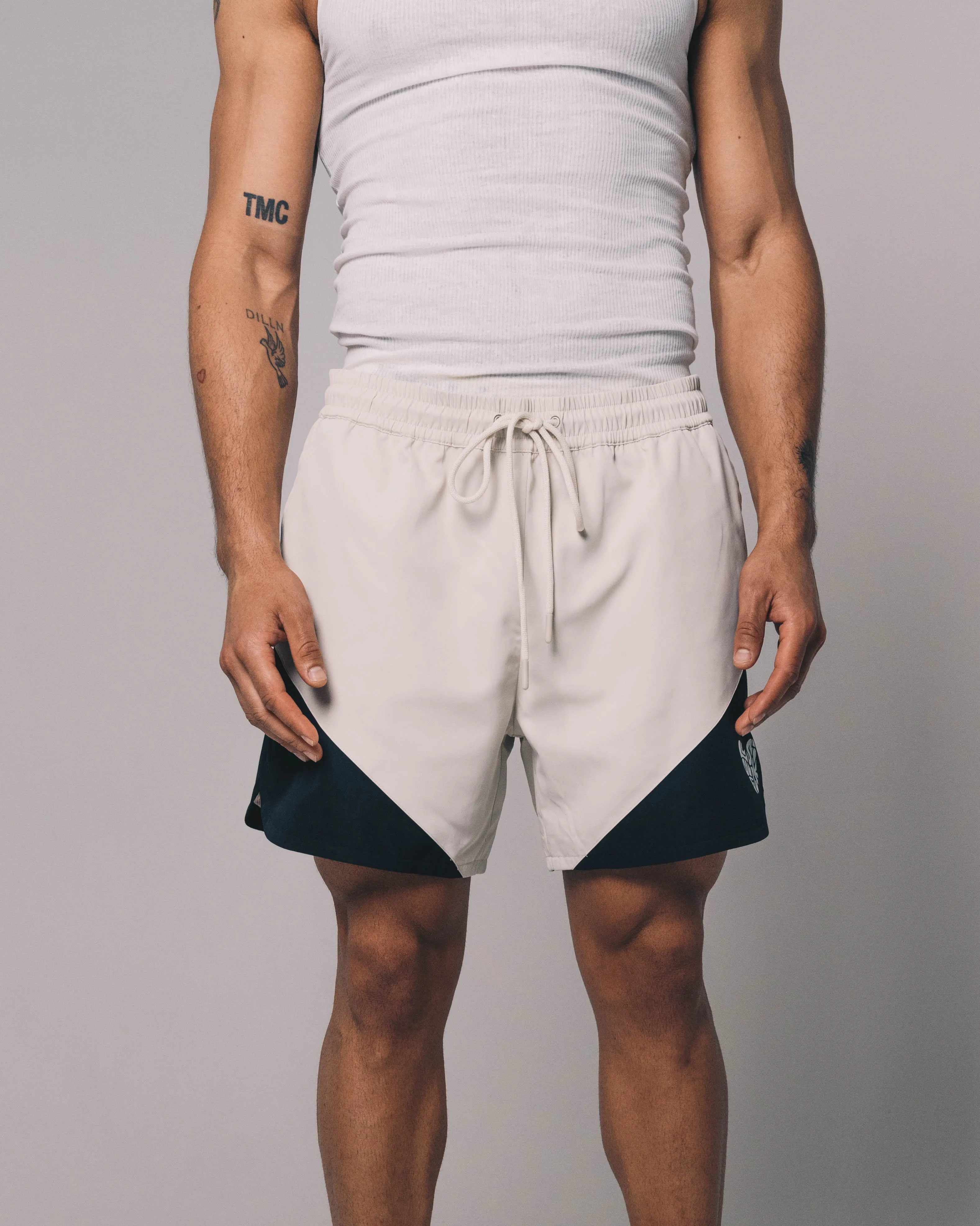 Sail Shorts (Cream/Black)