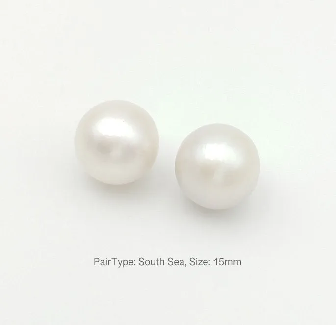 Striking pearl earrings