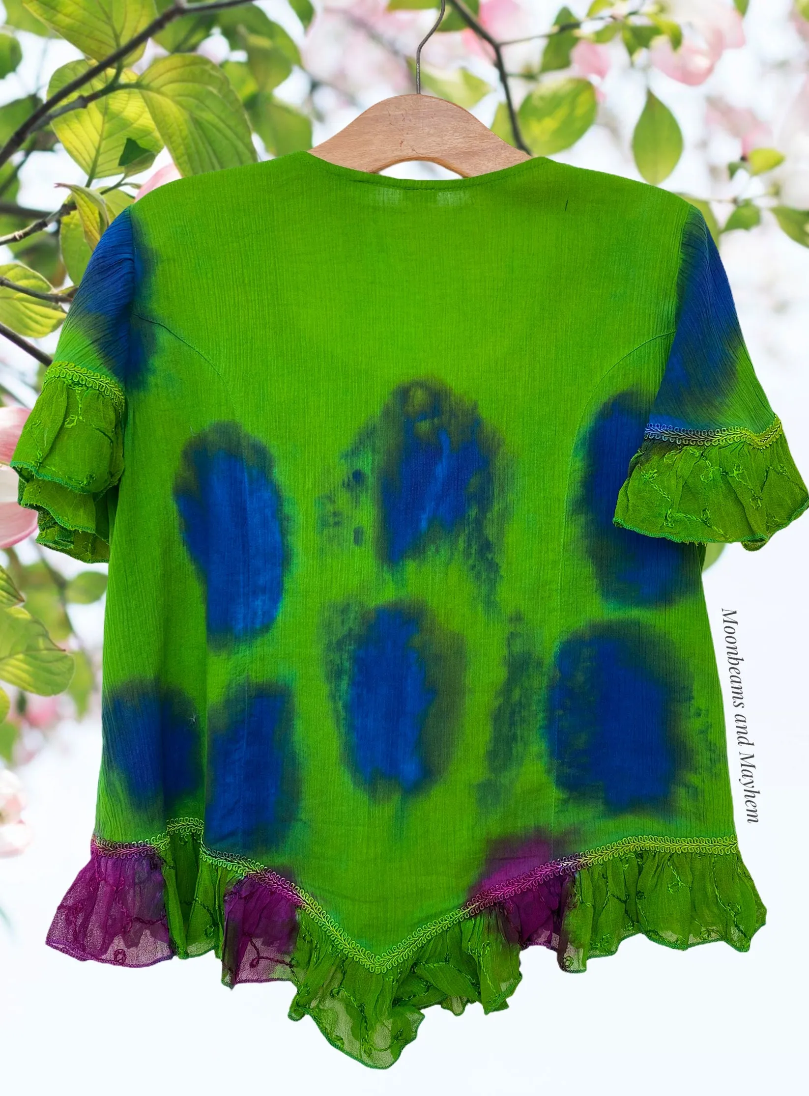 STRIKING WILD GREEN KAYSHA BLOUSE M / L